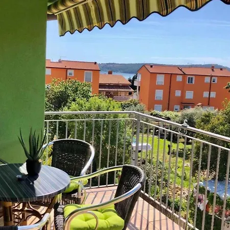 In - Istrien 33930 Apartament *